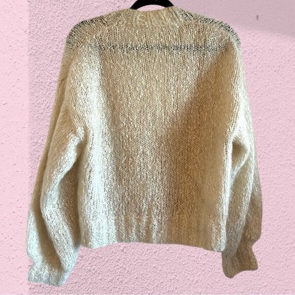 80s vintage cream mohair knit cropped cardigan with appliqué ribbon detail - Picture 6 of 10